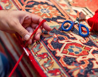 خدمات تخصصی و حرفه ای رفوی فرش در قالیشویی سهروردی